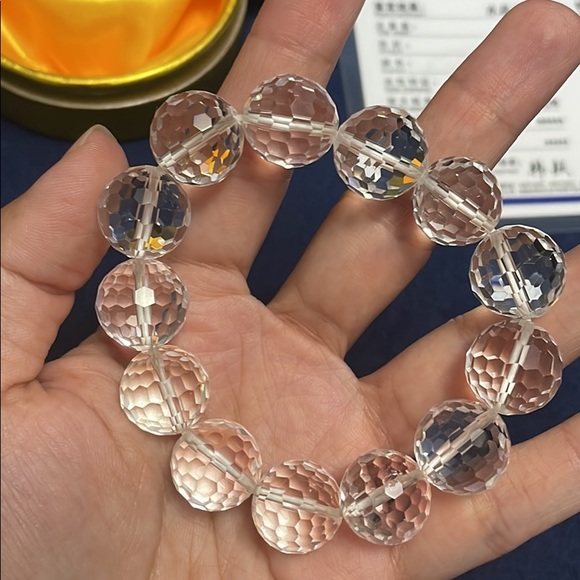 Natural Clear Quarts - Picture 2 of 3